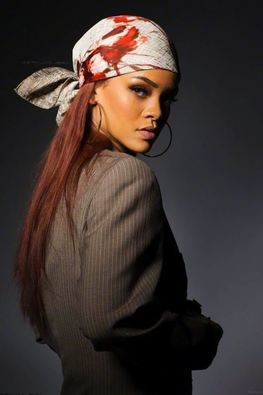 Rihanna net worth as a singer and songwriter