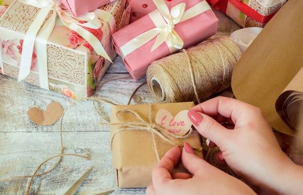 De ce să oferi un cadou DIY