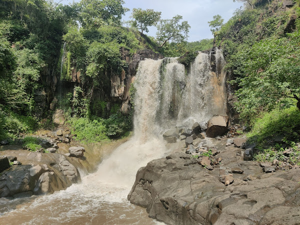 The mesmerizing Junapani Waterfall