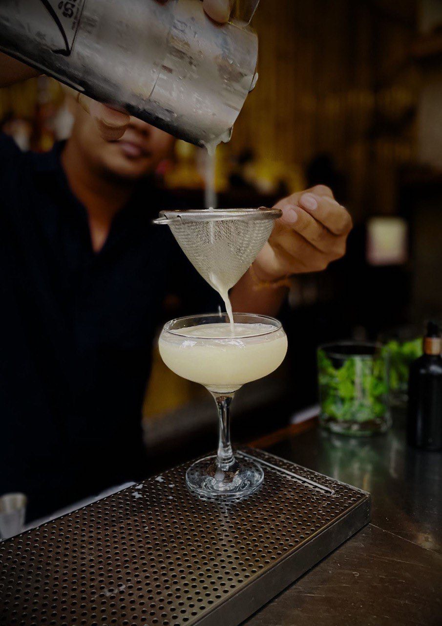 Hub Street Cocktail: Must-visit wings bar in the heart of Bassac Lane