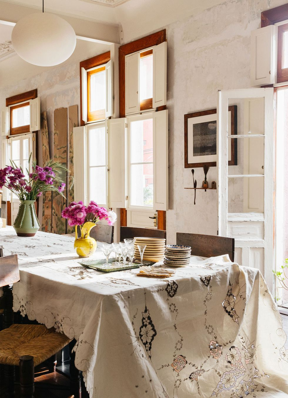 Dining Room Setting