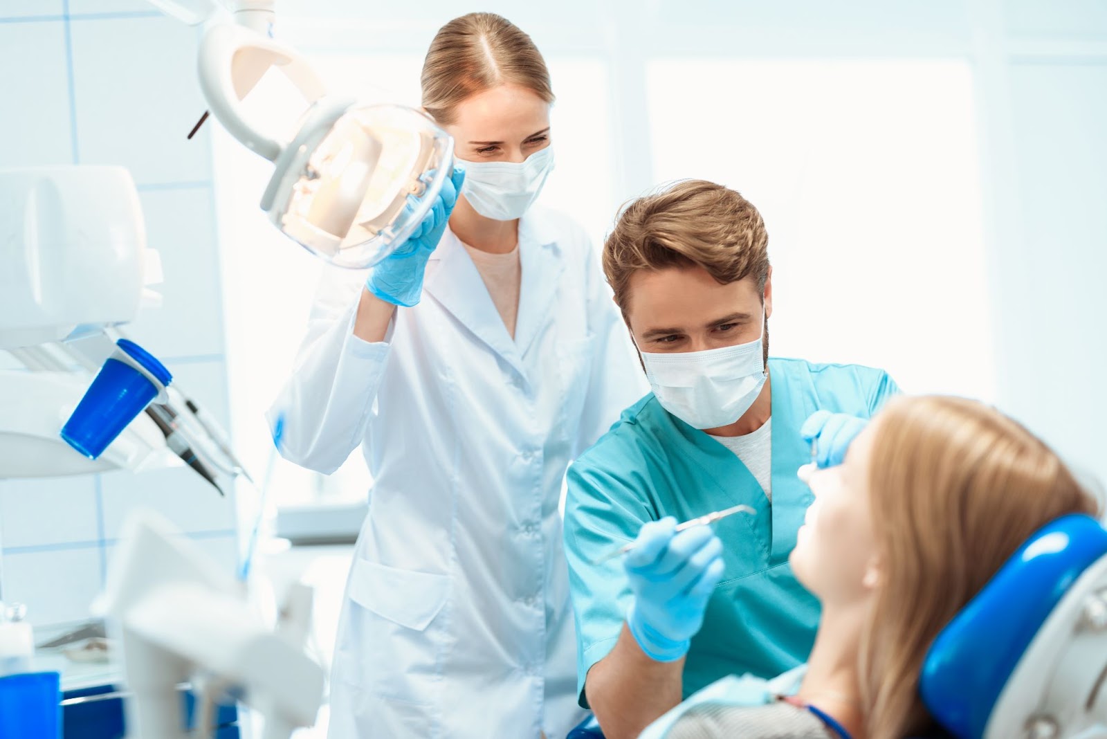 Importanța consultării medicului dentist pentru probleme de hidratare bucală