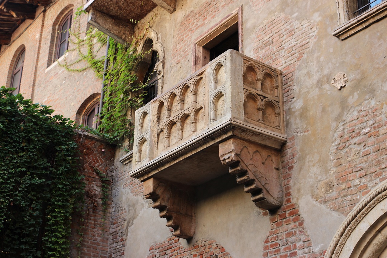 Free Balcony Verona photo and picture