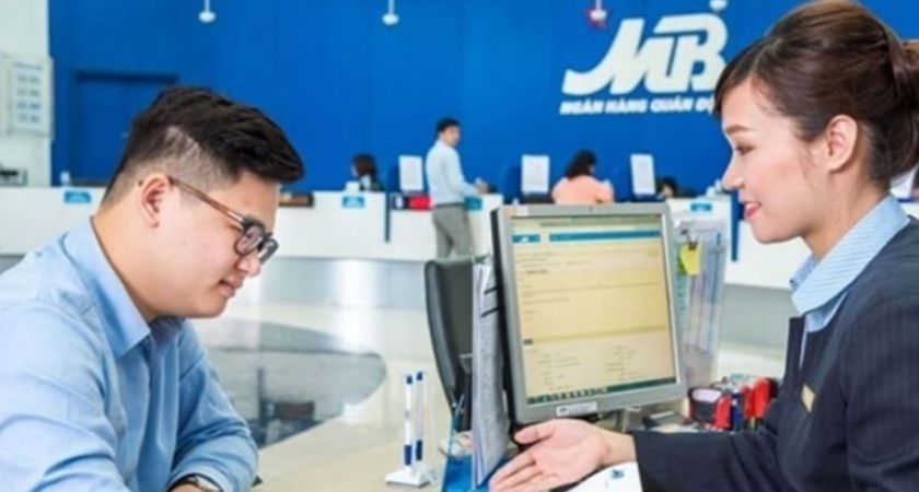 Có nên vay tiền qua app MB Bank?