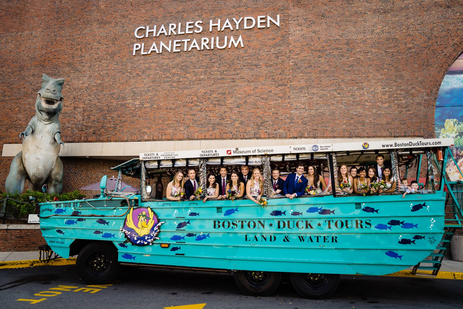 boston musuem of science wedding photographer nicole chan duck boats