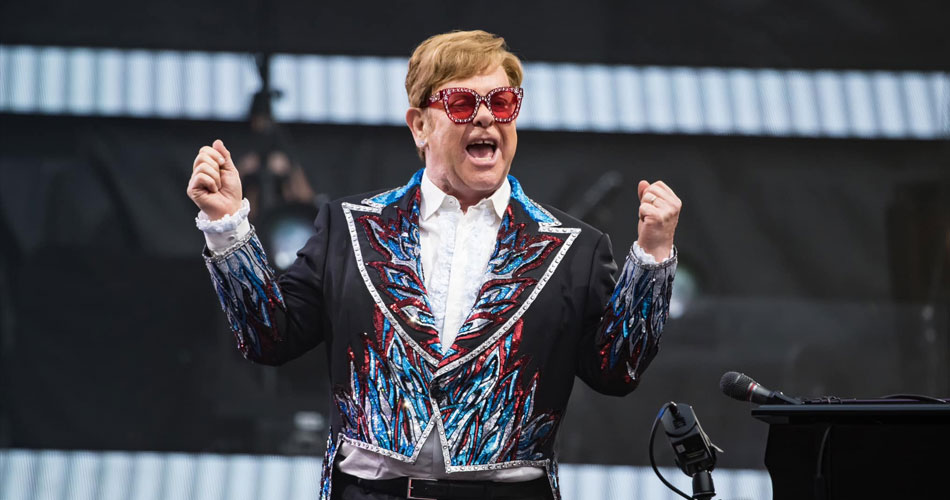 Imagem de conteúdo da notícia "Elton John vence um Emmy e conquista o título de EGOT" #1