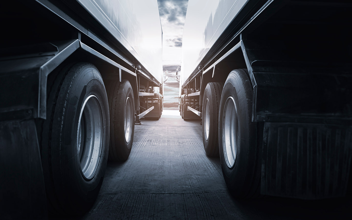 Apply for Inspecting a Trailer and Semi-Trailer eligibility