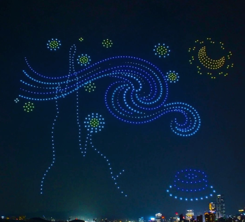 「うわぁ〜」「何あれ！？」漢江の夜空が楽しい理由とは