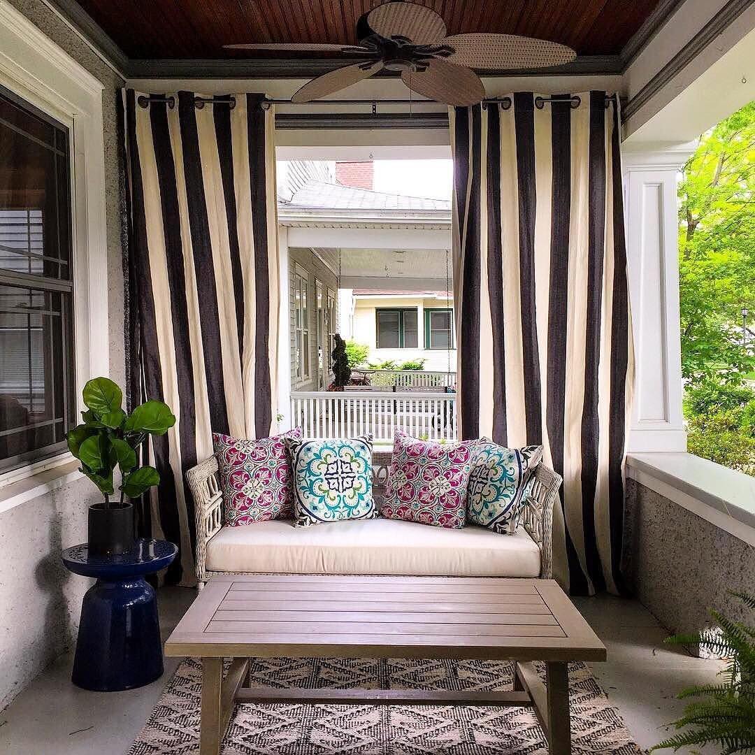 25 Beautiful And Elegant Patio Curtain Ideas you Will Love