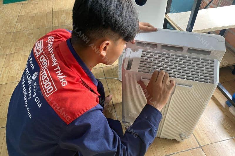 Sửa máy lọc không khí tại nhà Điện lạnh Anh Thắng