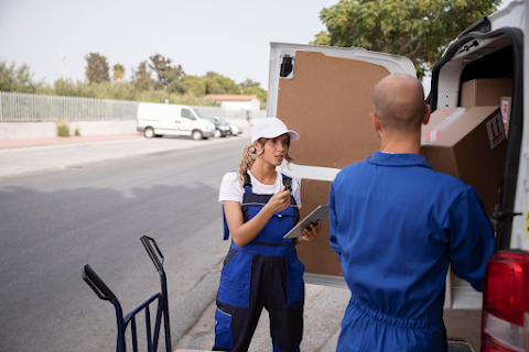 Exploring the Benefits of Toronto's Local Movers