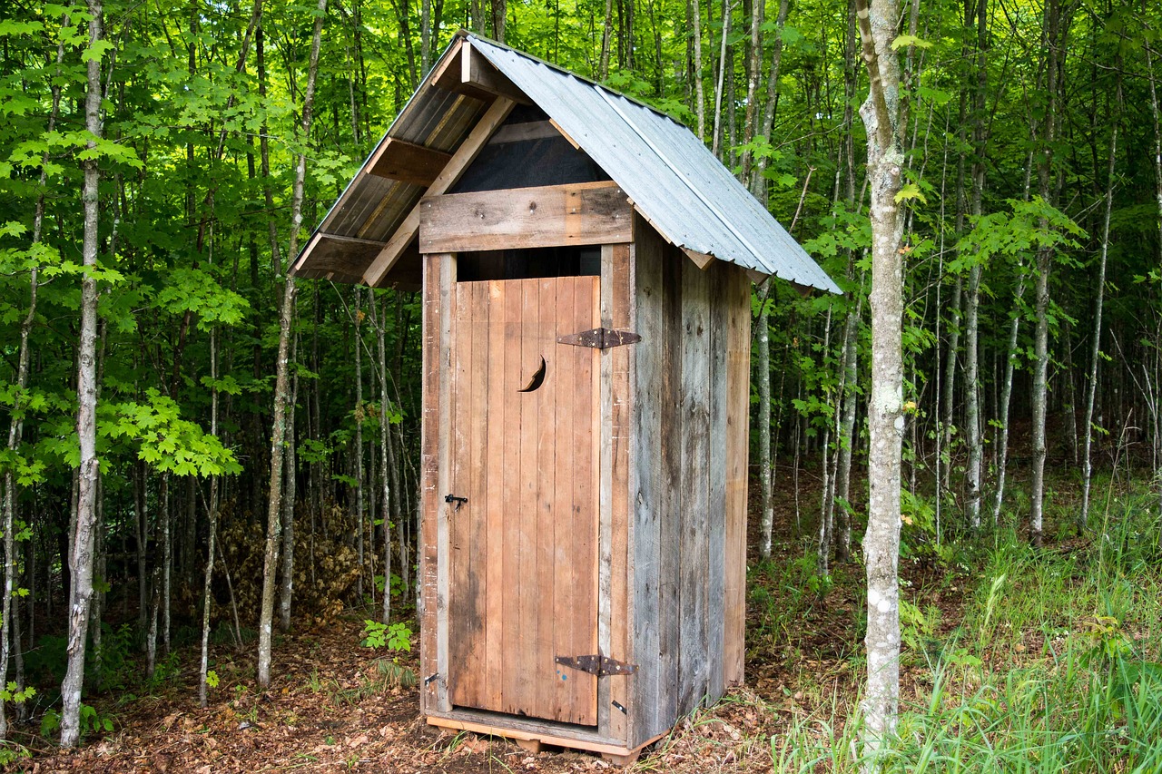 does a composting toilet smell