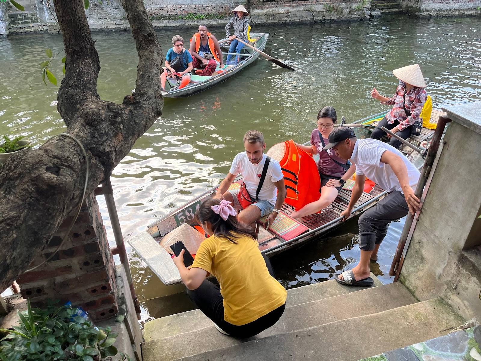 Aloha-Vietnam-Travel-review-a-day-trip-in-ninh-binh-14