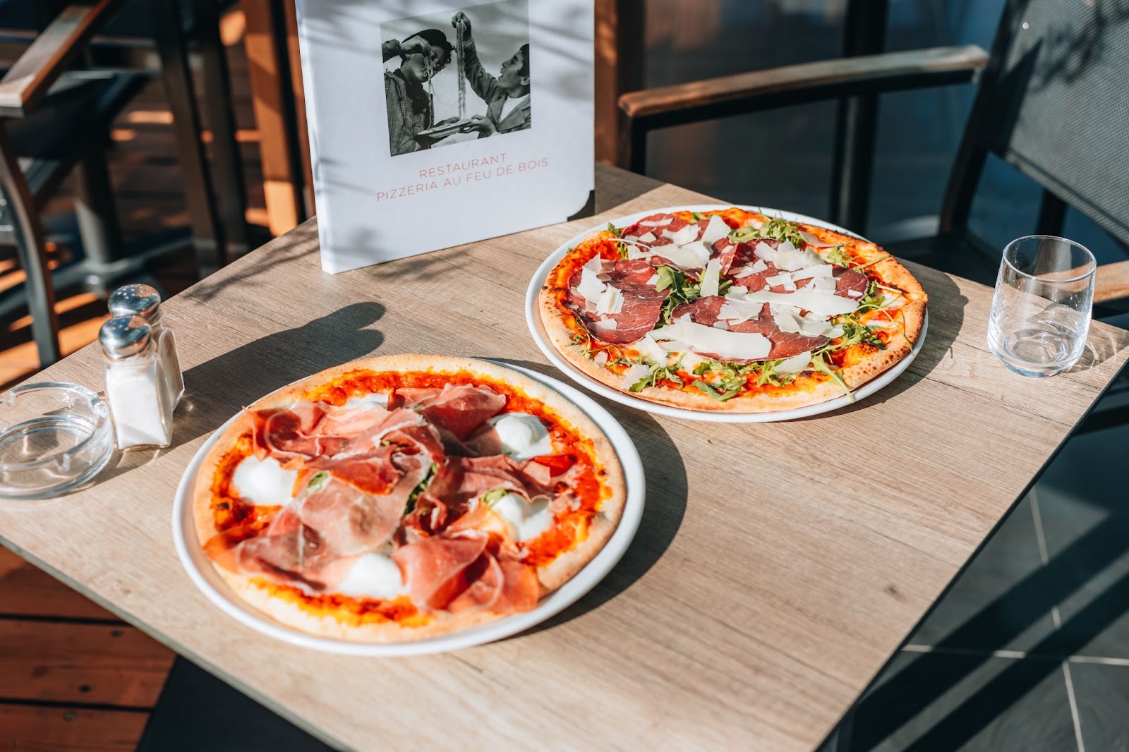 pizzas restaurant Stella Di Gigi cuites au feu de bois