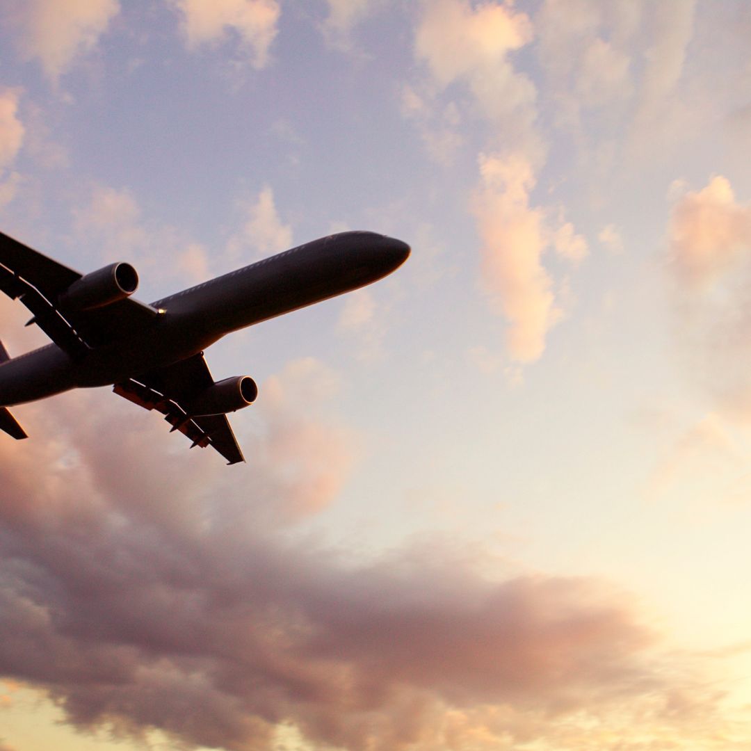 aereo  che vola