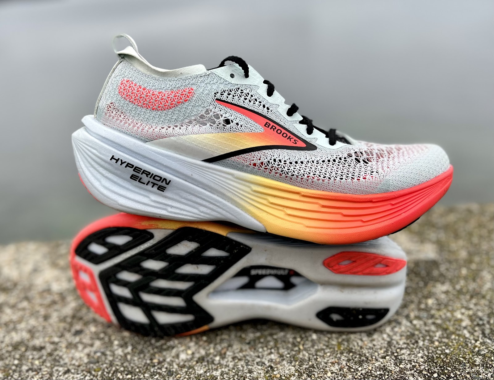 Brooks 2024 hyperion weight