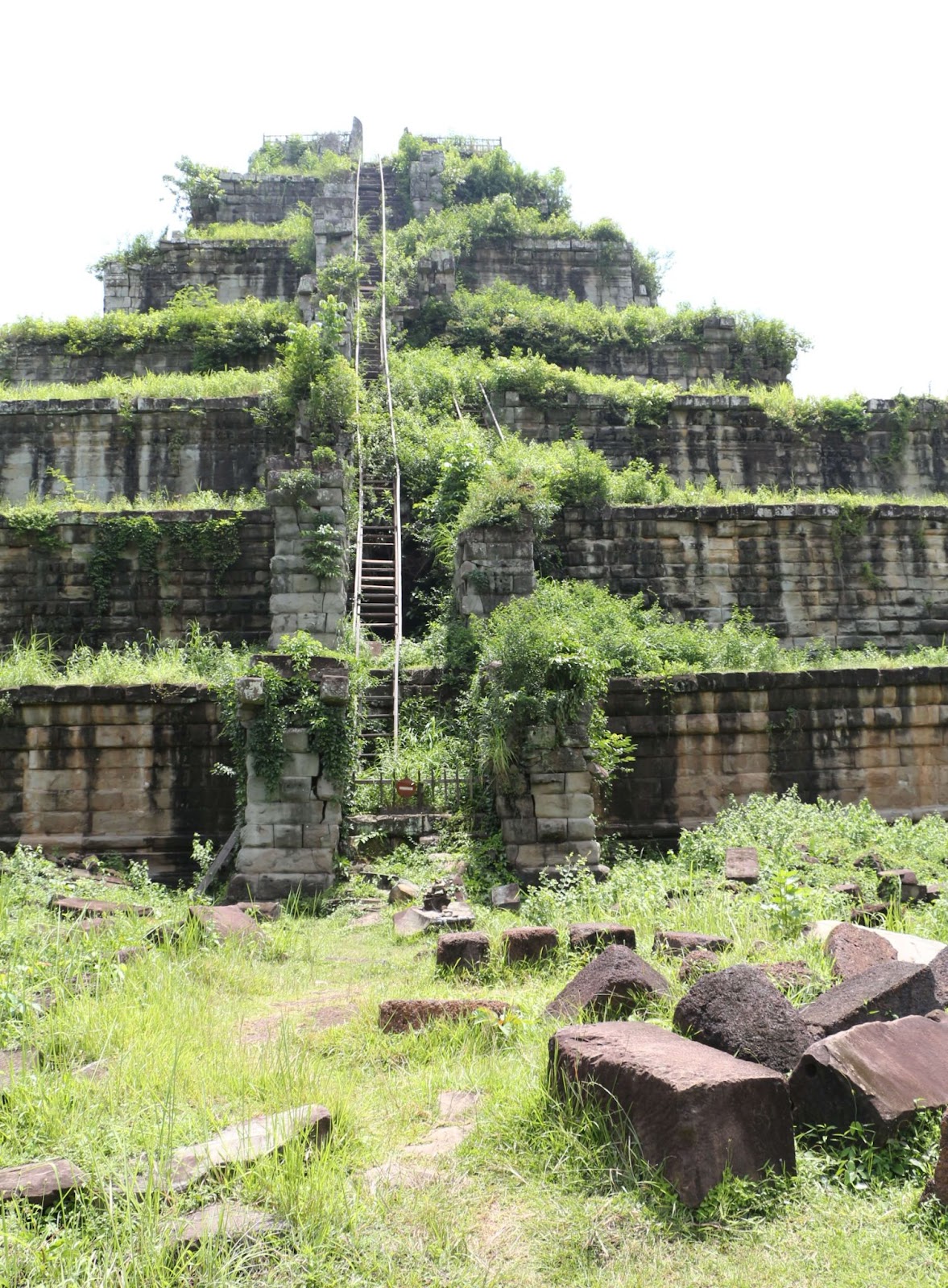 Koh Ker is the only stepped pyramid temple in South East Asia.