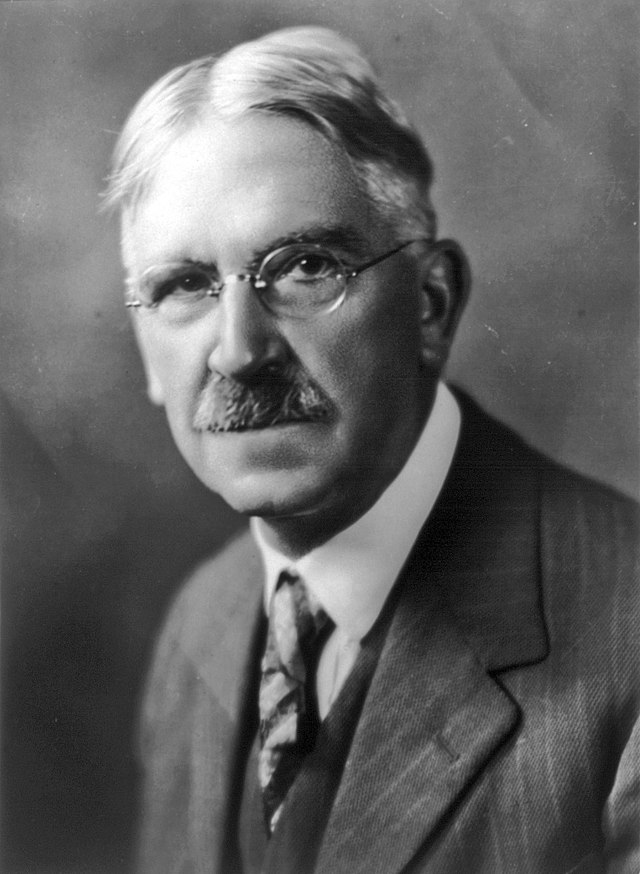 John Dewey: Shaping Progressive Education
