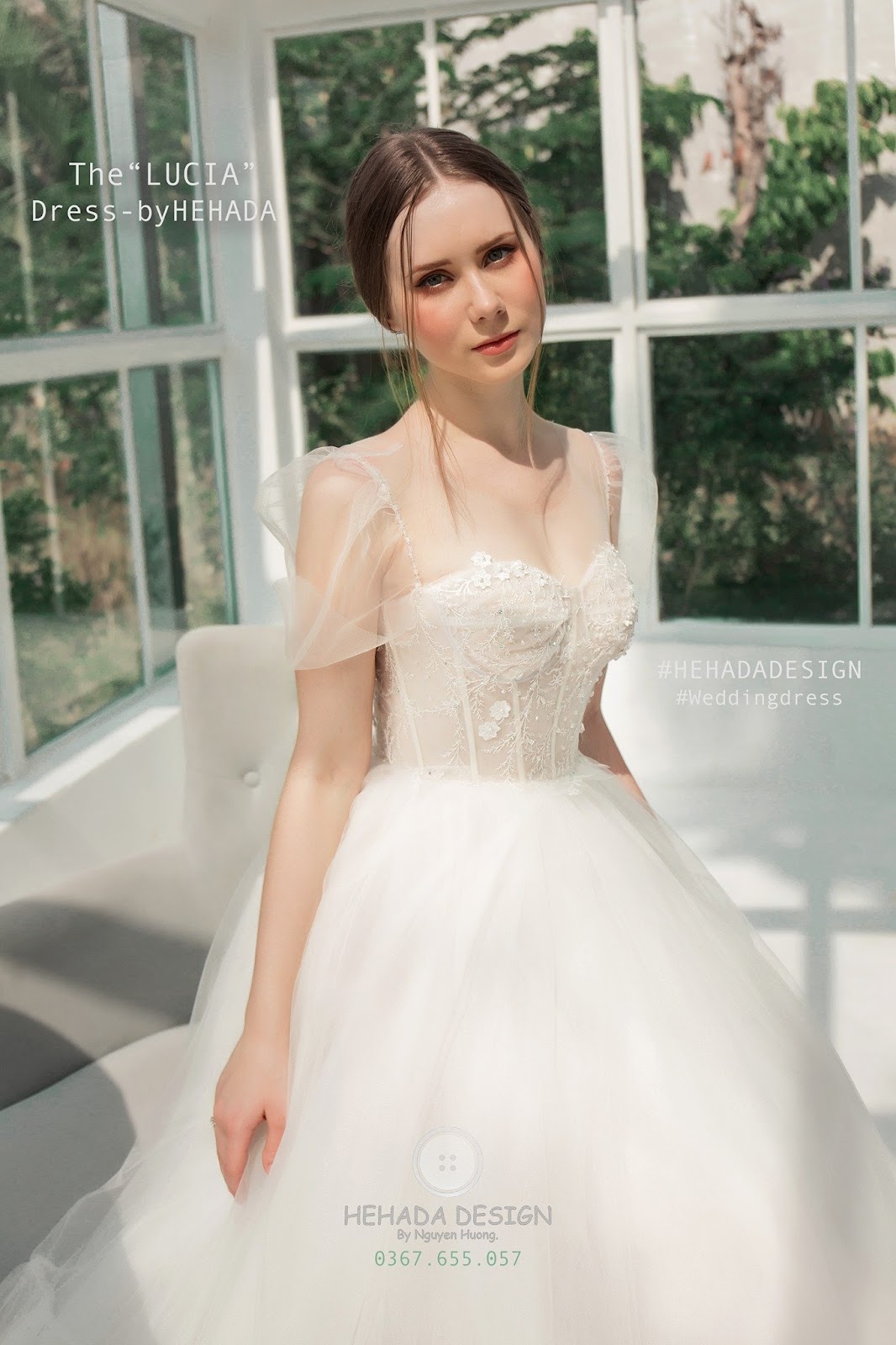 Form corset của váy cưới Lucia