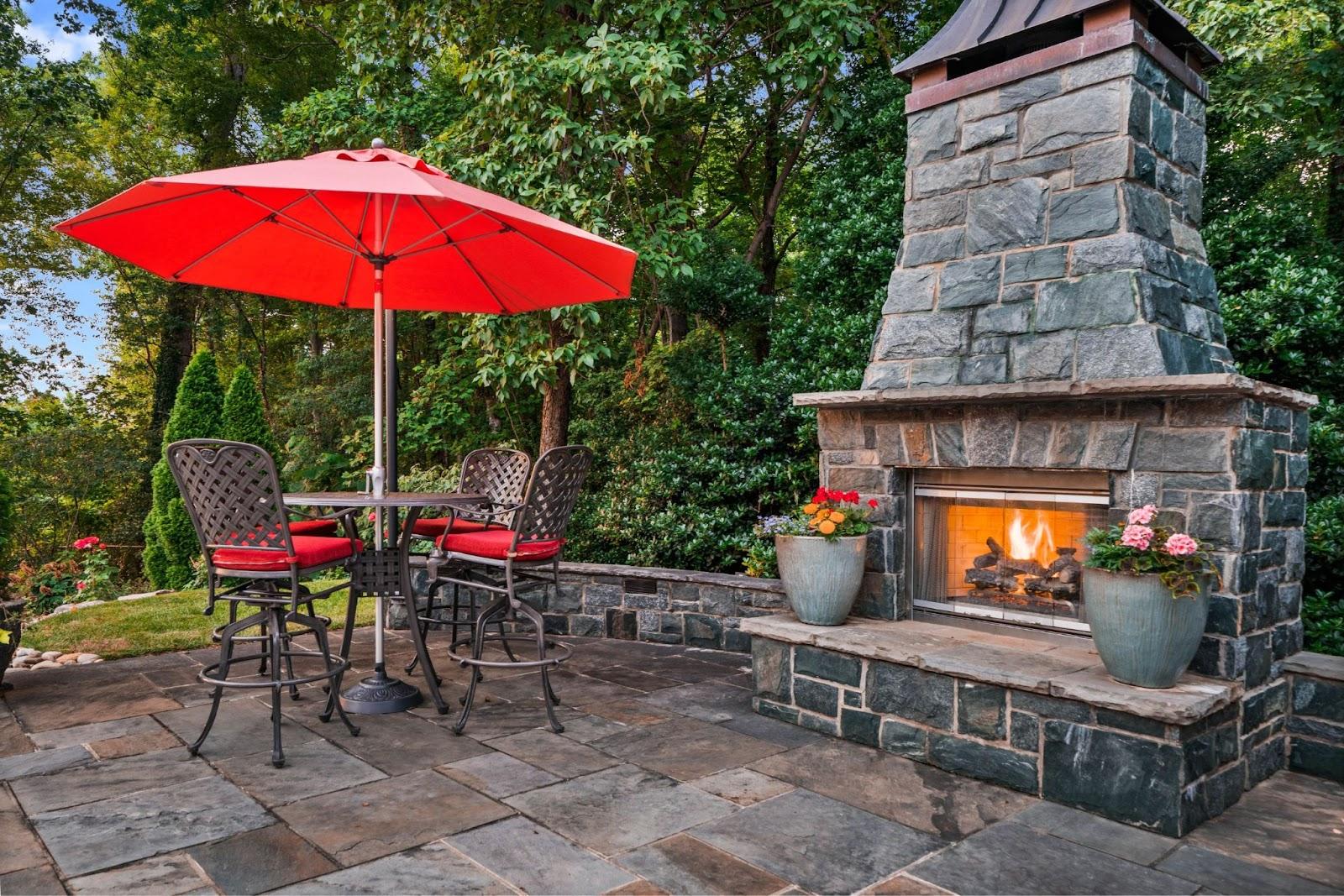 | 6 Flagstone Ideas That Will Elevate Your Landscaping | The Rock Garden