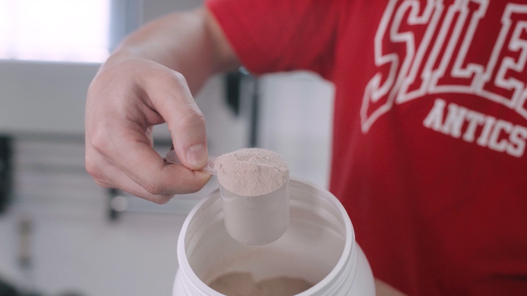 One scoop of whey protein isolate. 