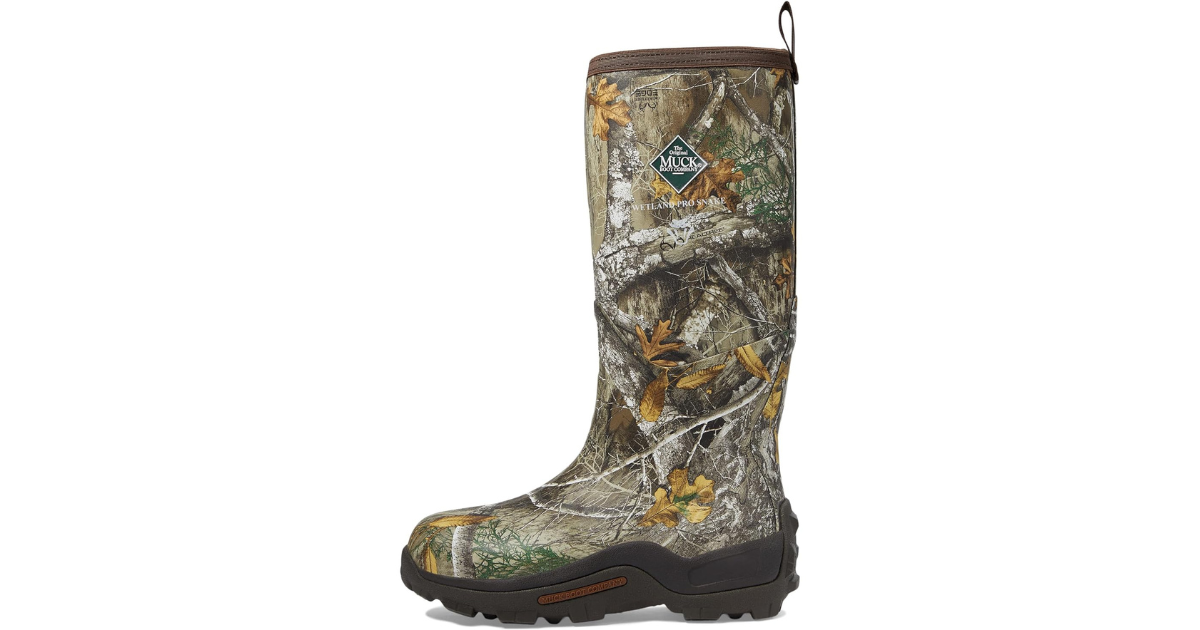Product photo of the Muck Wetland Pro Snake Boot, camo print.