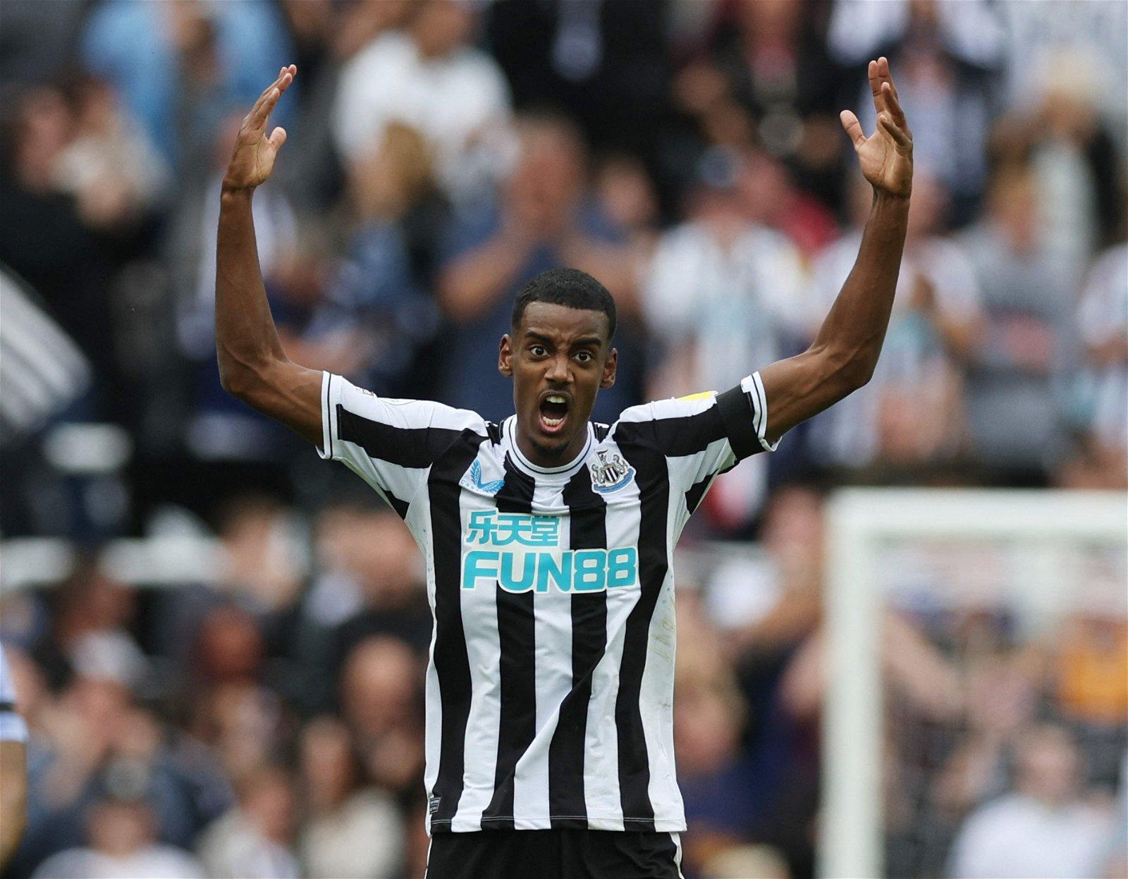 FPL Gameweek 32 Transfer Tips: Two Players to BUY ~ Alexander Isak (£7.8m)