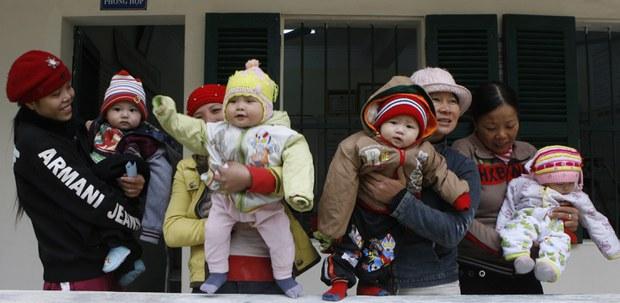 Việt Nam thiếu vắc-xin, Úc viện trợ hơn 490.000 liều vắc-xin năm trong một trong tháng 12