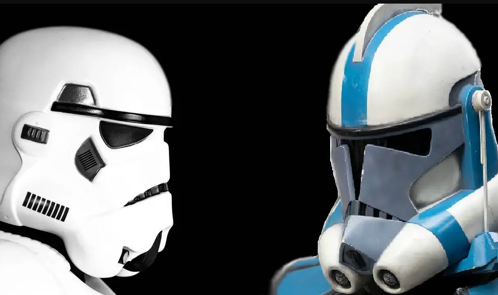 Stormtroopers vs Clone Troopers
