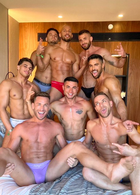Sumner Blayne posing for gay muscle orgy ready to fuck and suck cock