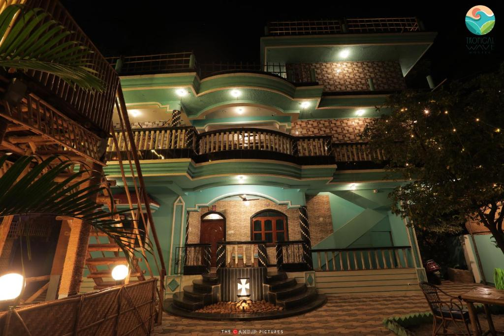 Best Hostels To Stay In North Goa - All About Goa