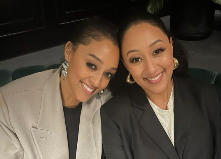 What is the Tamera Mowry&#039;s profession?