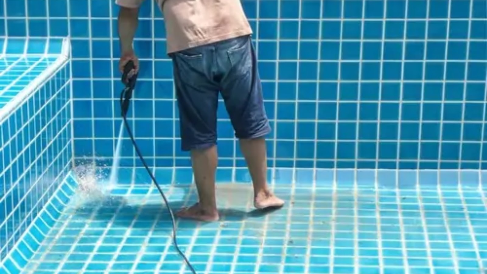 Deep Clean Your Pool