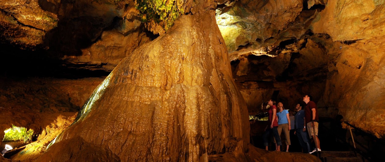 A Subterranean Odyssey Through Shenandoah Valley S Caverns