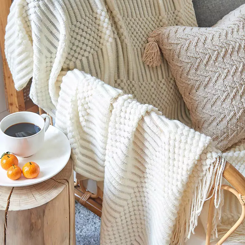 Faux cashmere throw with wave pattern and tassels