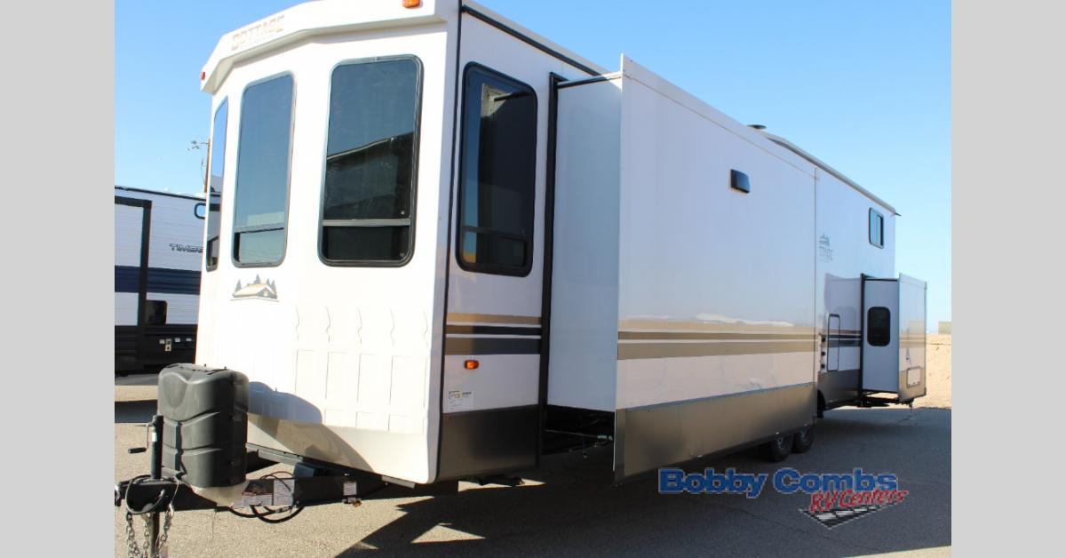 Find more deals on destination trailers when you shop at Bobby Combs RV Center.