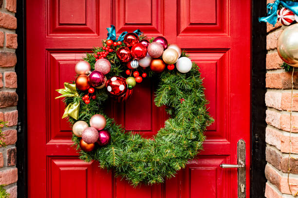 Top Places to Buy Unique and Beautiful Christmas Wreaths and Creat Guide