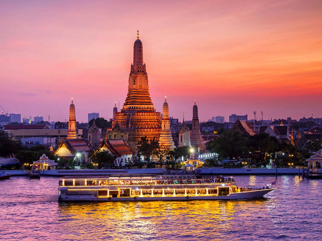 Thưởng ngoạn trên sông Chao Phraya bằng du thuyền