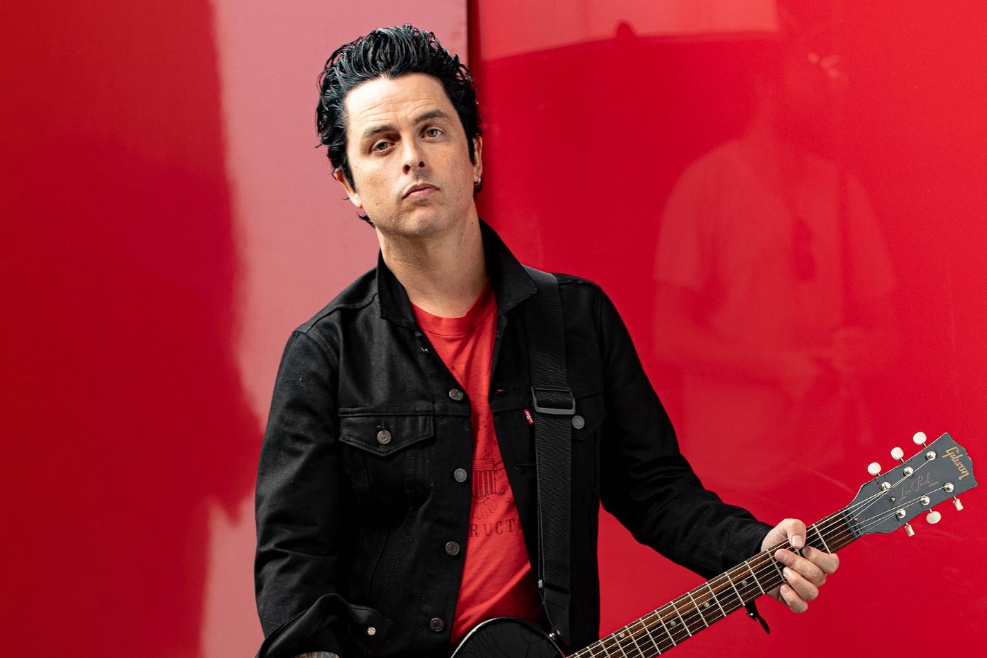 Billie Joe Armstrong Recalls Meeting Mike Dirnt in Audible Original