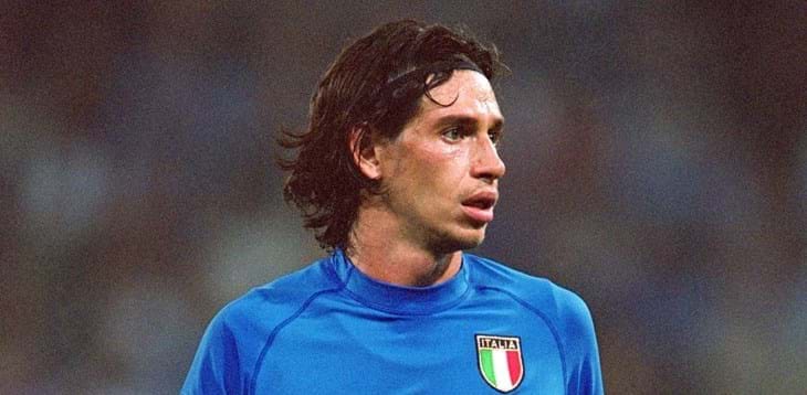  Phong cách thi đấu bóng đá đầy mạnh mẽ và uy lực của Demetrio Albertini