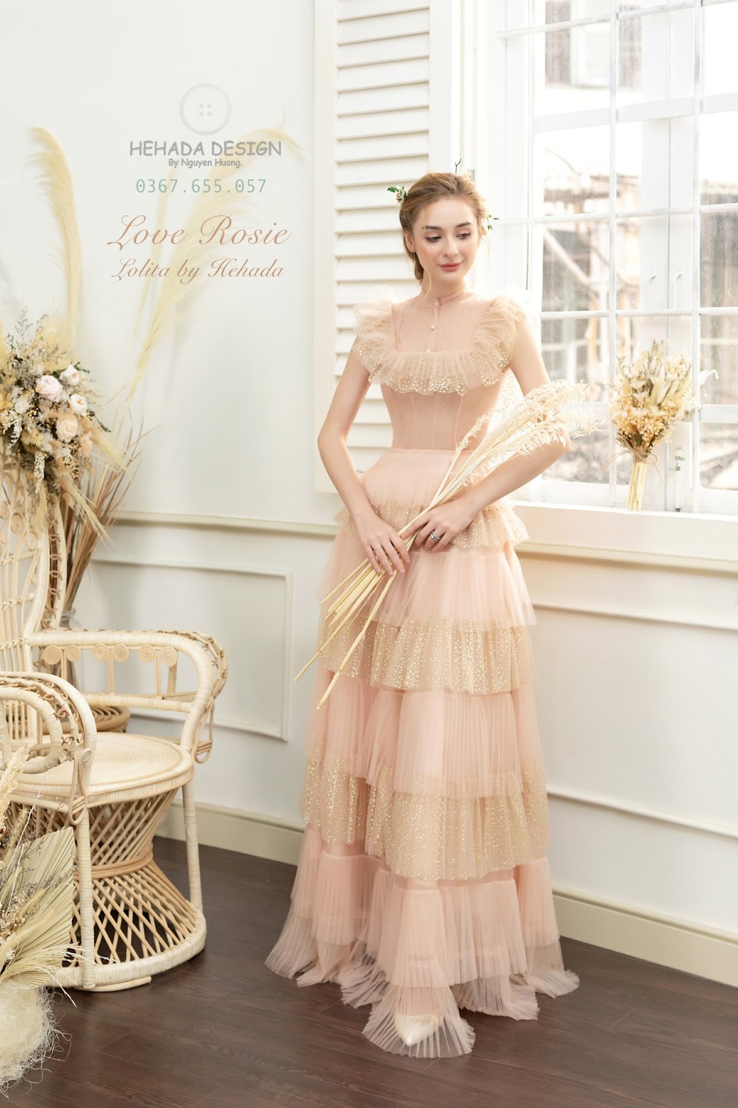 Form dáng váy cưới Lolita cho nàng
