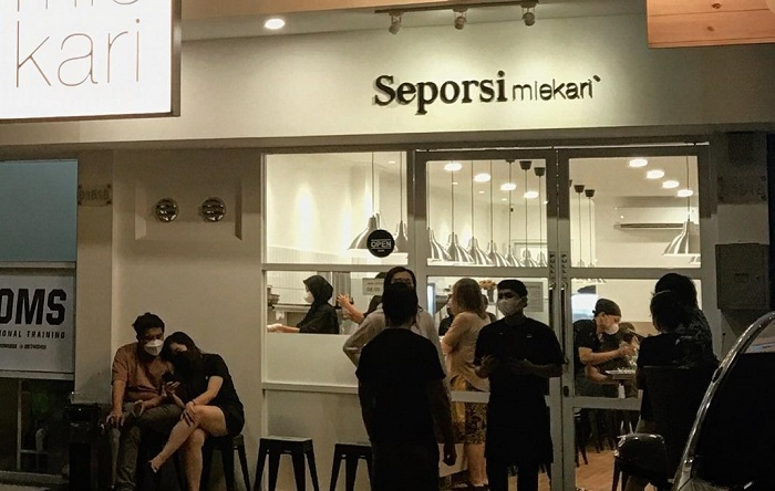 15 Hidden Gem Bintaro; Rekomendasi Tempat Makan Bintaro Dari Yang Kekinian Sampai Legend