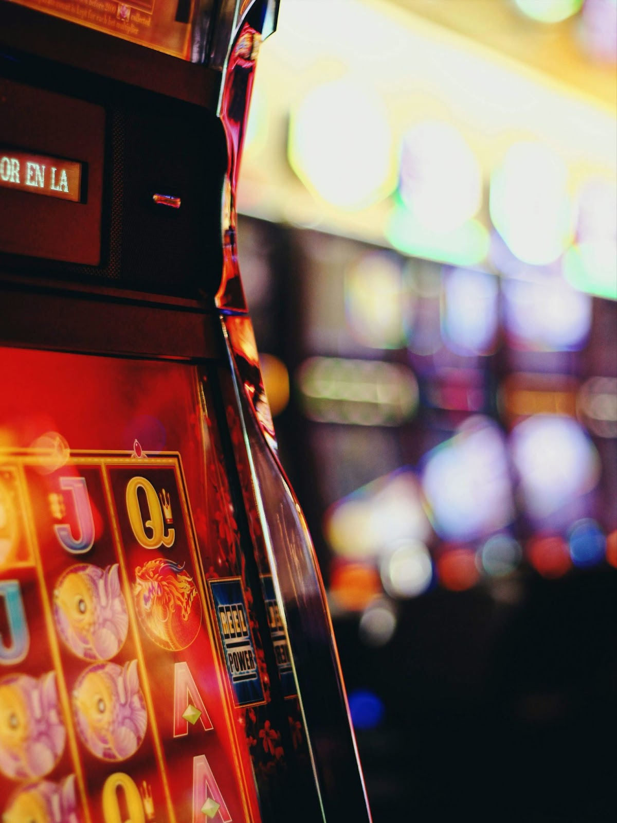 Slot machines are the first choice in casinos.