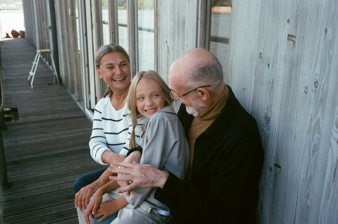 Supporting Grandchildren: Five Essential Tips for Grandparents in Divorce 1