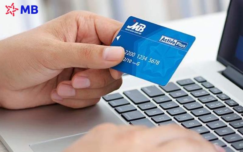Tìm hiểu thẻ tín dụng là gì? 