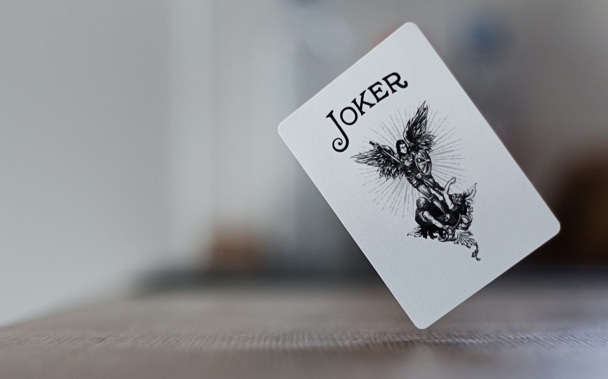 Để hiểu hết về lá bài Joker là điều không hề dễ