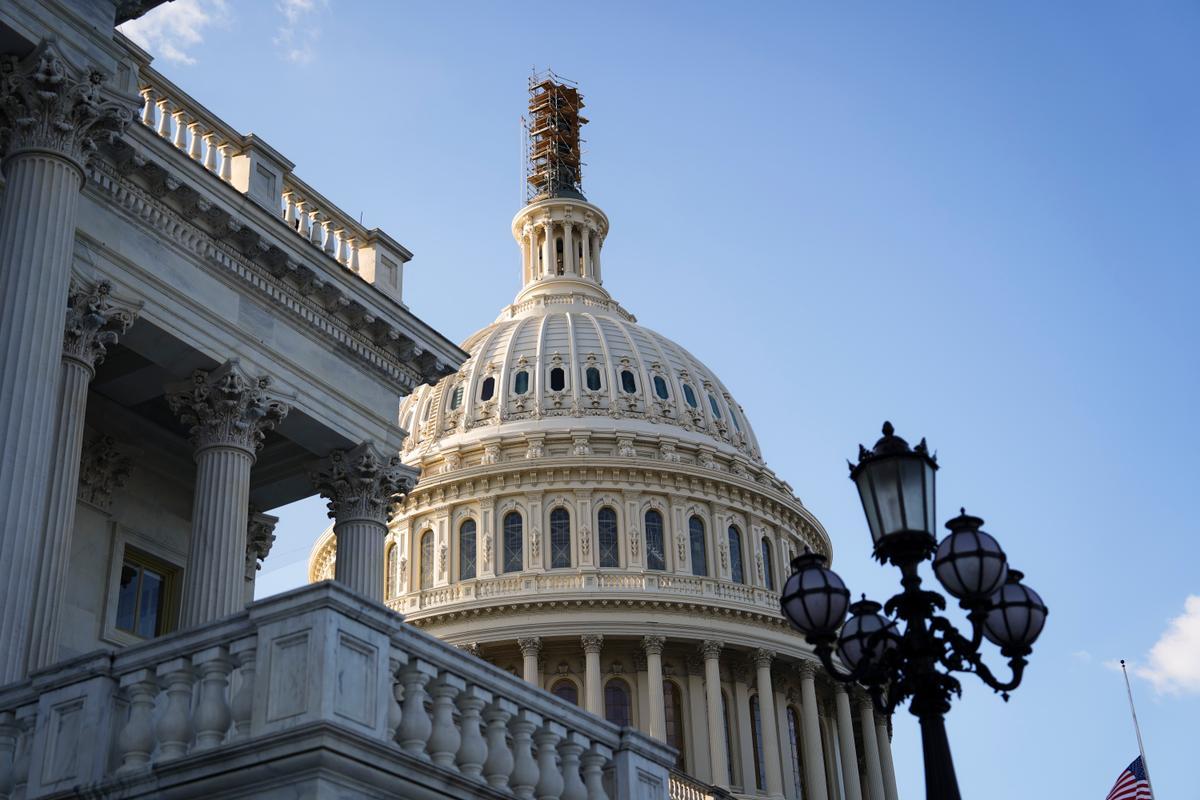 Hạ viện Hoa Kỳ thông qua dự luật chi tiêu đầu tiên dưới nhiệm kỳ của tân chủ tịch