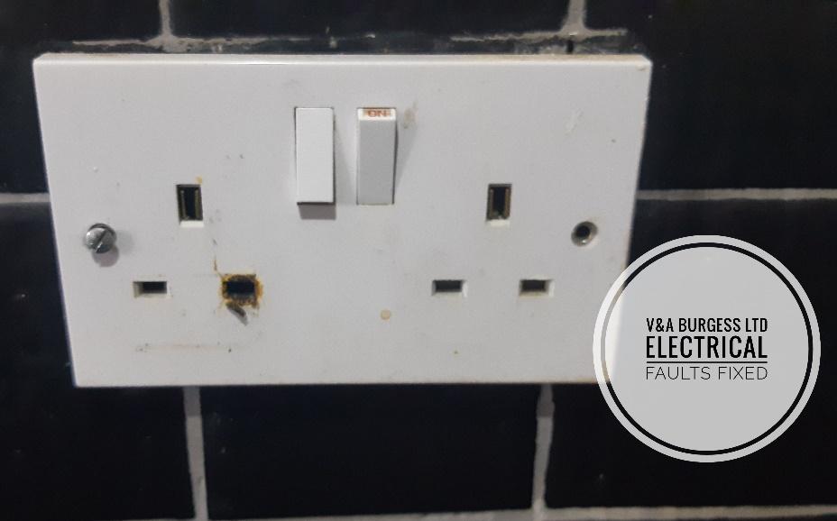 Electrical Faults Fixed - Damaged Socket