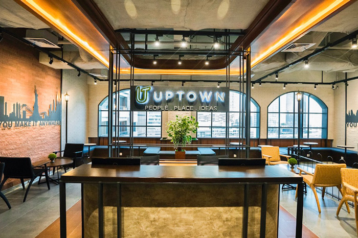 Uptown Service Office Lobby 