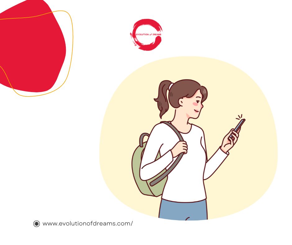 Потребител изпозващ своя мобилен телефон, докато извършва ежедневни задачи.